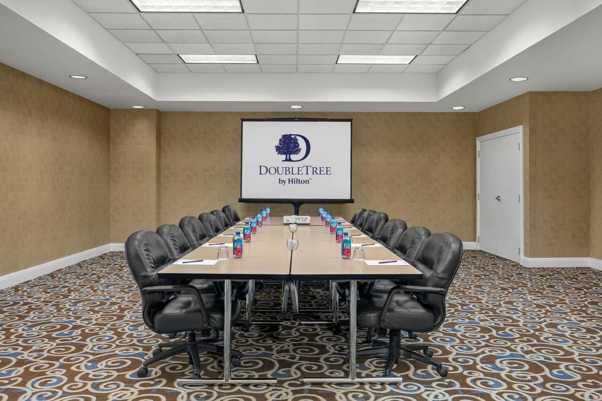 Doubletree By Hilton Chicago O'Hare Airport-Rosemont Hotell Exteriör bild