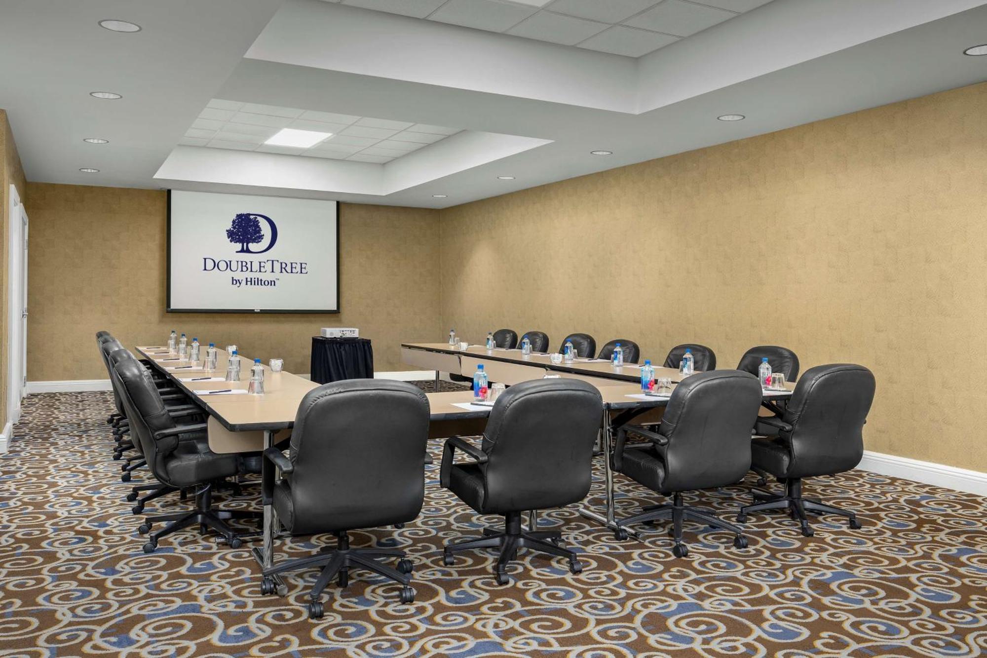 Doubletree By Hilton Chicago O'Hare Airport-Rosemont Hotell Exteriör bild