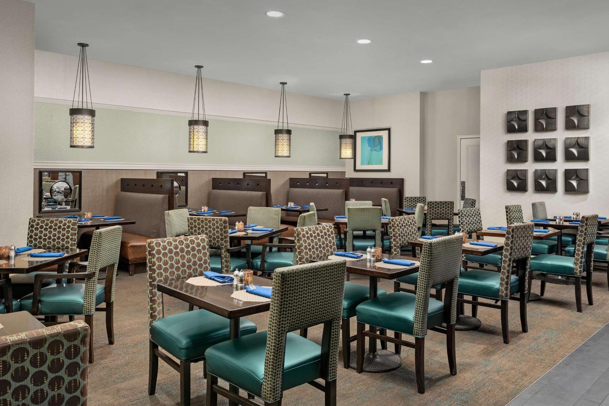 Doubletree By Hilton Chicago O'Hare Airport-Rosemont Hotell Exteriör bild